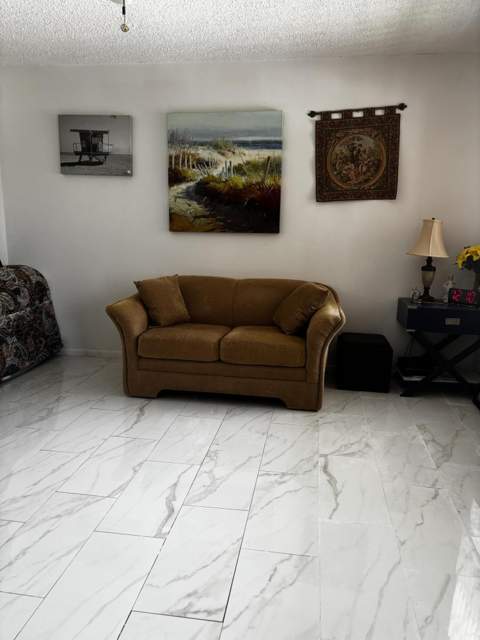 237 Northampton L, West Palm Beach FL - photo 6 of 13
