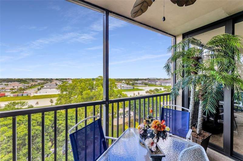 2 bedroom Condominium at 105 Lake Emerald Drive #711, Lake Emerald Condominium No, Oakland Park — photo 5