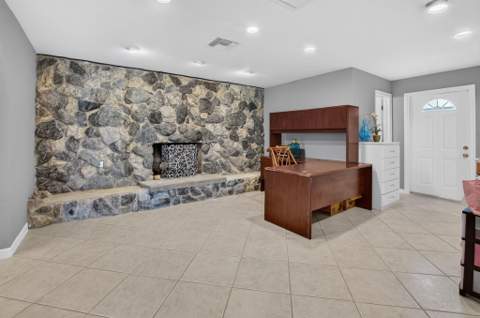 4746 Canal Drive, Lake Worth FL - photo 12 of 71