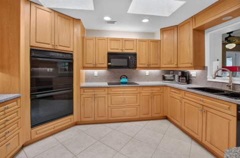 4746 Canal Drive, Lake Worth FL - photo 20 of 71