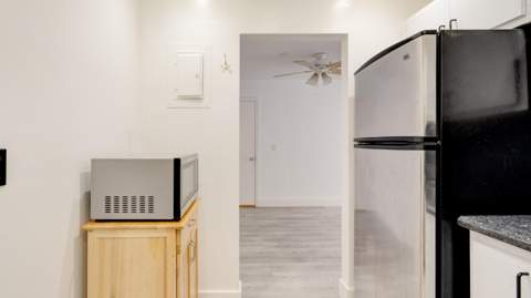6207 Bay Club Drive #1, Fort Lauderdale FL - photo 13 of 40