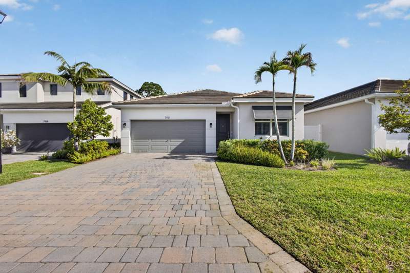 4 bedroom Single Family Residence at 7151 Rockwood Road, Reserve At Jupiter, Jupiter — photo 4