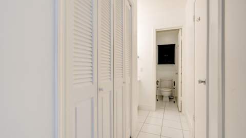 6207 Bay Club Drive #1, Fort Lauderdale FL - photo 21 of 40