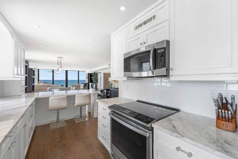 3590 S Ocean Boulevard #301, South Palm Beach FL - photo 14 of 32