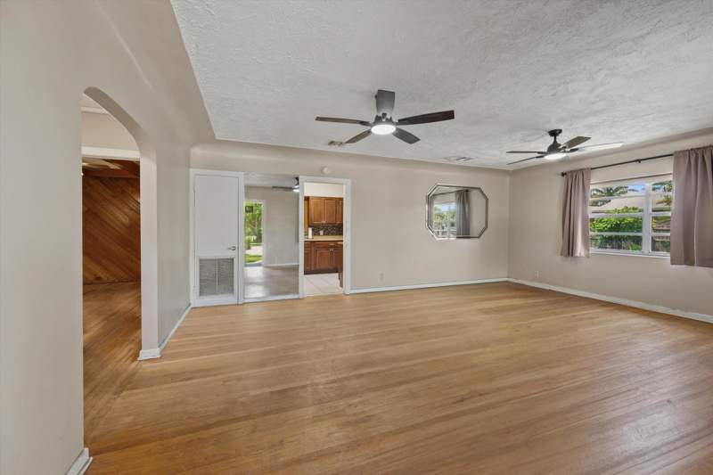 2 bedroom Single Family Residence at 711 E Coast Avenue, Greynolds Highlands Unit 1, Lantana — photo 5
