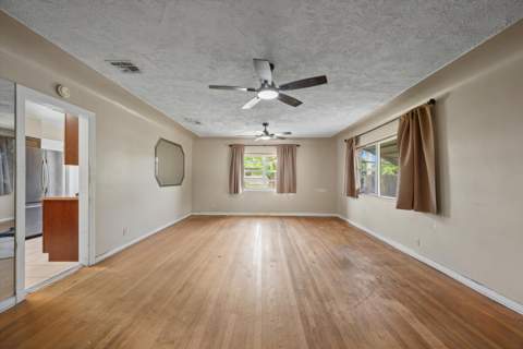 711 E Coast Avenue, Lantana FL - photo 6 of 17