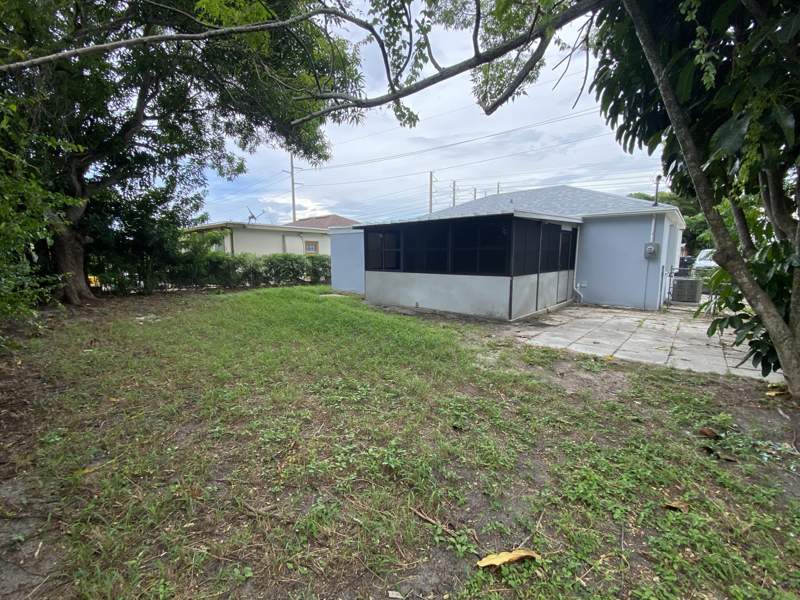4 bedroom Single Family Residence at 756 W 1st Street, Riviera Beach Heights Add 4, Riviera Beach — photo 5