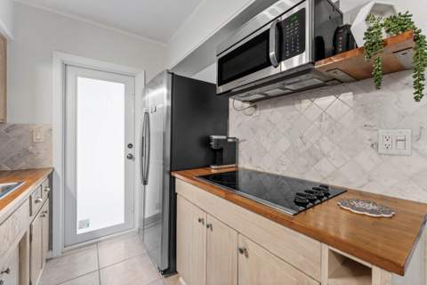 11 SW 4th Avenue #Unit 6, Boca Raton FL - photo 8 of 49