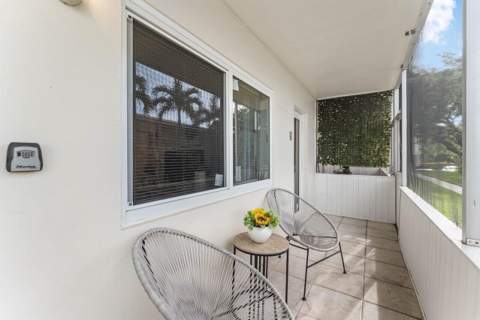 11 SW 4th Avenue #Unit 6, Boca Raton FL - photo 17 of 49