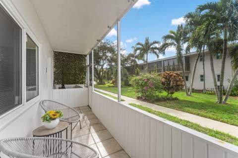 11 SW 4th Avenue #Unit 6, Boca Raton FL - photo 18 of 49