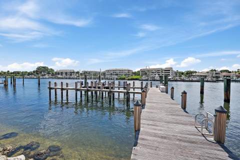 2330 Seven Oaks Lane, Palm Beach Gardens FL - photo 19 of 87