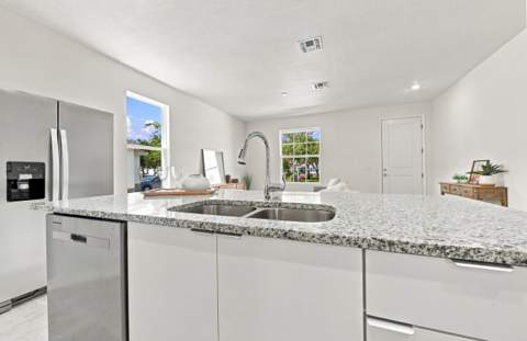 3344 N Park Drive, Fort Pierce FL - photo 13 of 50