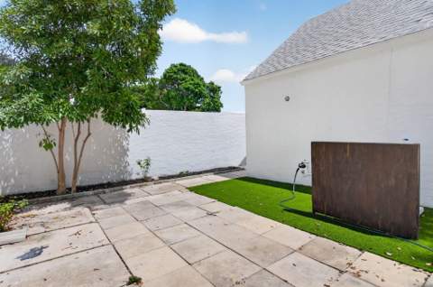 905 NW 21st Way, Delray Beach FL - photo 11 of 91