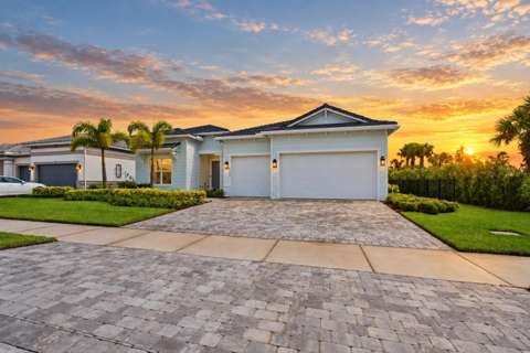 10888 Stellar Circle, waterfront for sale in Palm Beach Gardens