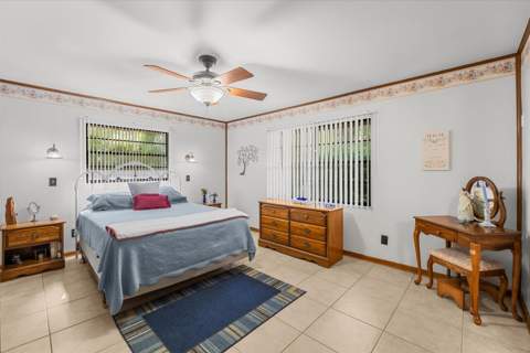 351 Baysinger Avenue, Fort Pierce FL - photo 19 of 57