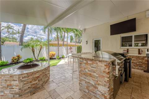 2726 NE 25th Place, Fort Lauderdale FL - photo 22 of 66