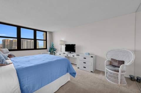 3400 N Ocean Avenue #1605, Singer Island FL - photo 16 of 48