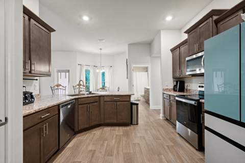 5863 NW Carovel Avenue, Port St. Lucie FL - photo 15 of 39