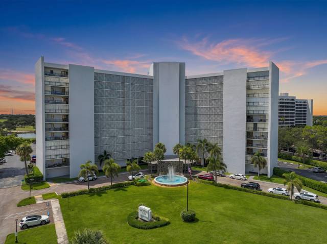 336 Golfview Road #Unit 519, home for sale in North Palm Beach