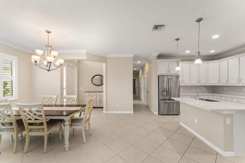 12784 SW Lake Fern Circle, Port St. Lucie FL - photo 8 of 55
