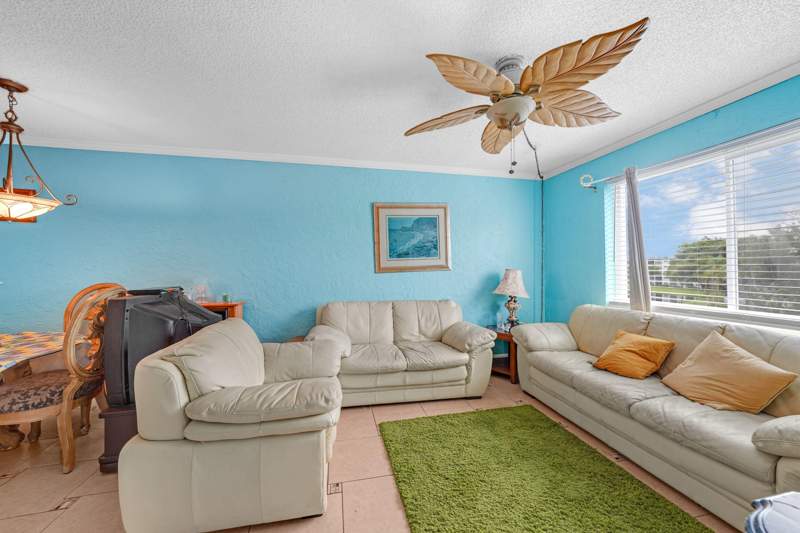 2 bedroom Condominium at 2104 S Cypress Bend Drive #408, Cypress Bend Iv-12 Condo, Pompano Beach — photo 5