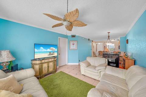 2104 S Cypress Bend Drive #408, Pompano Beach FL - photo 6 of 23