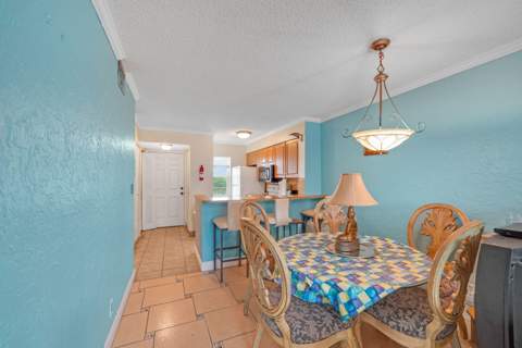 2104 S Cypress Bend Drive #408, Pompano Beach FL - photo 7 of 23