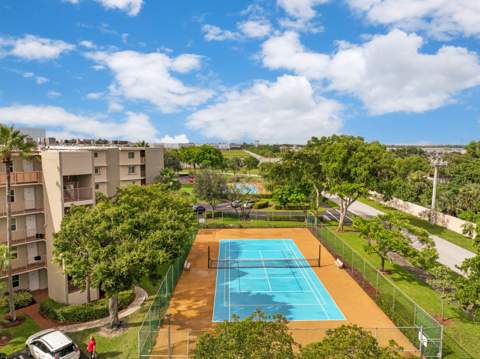 2104 S Cypress Bend Drive #408, Pompano Beach FL - photo 20 of 23