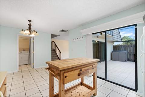 3190 SE BROOK Street, Stuart FL - photo 12 of 28