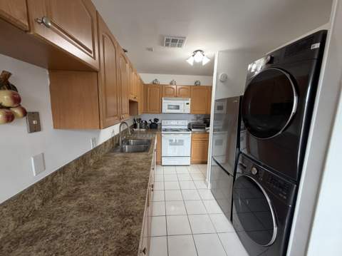 1111 Lemon Tree Terrace #104, Delray Beach FL - photo 13 of 34