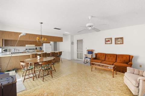 519 Evergreen Drive, Lake Park FL - photo 6 of 21
