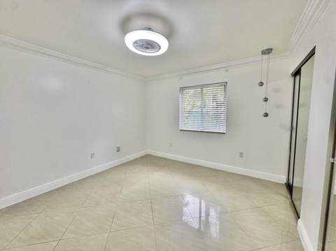 6074 Forest Hill Boulevard #107, West Palm Beach FL - photo 9 of 20