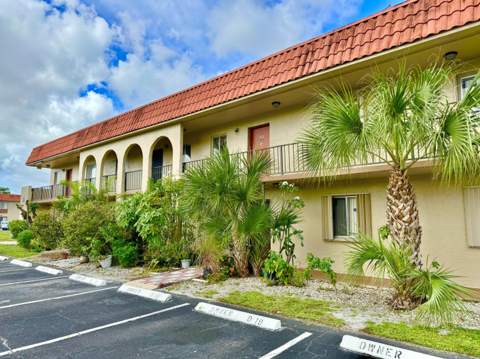 6074 Forest Hill Boulevard #107, West Palm Beach FL - photo 18 of 20