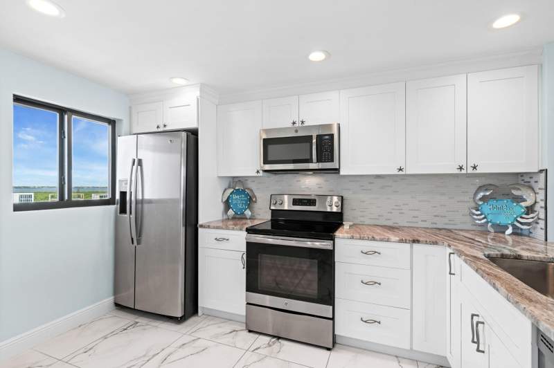 2 bedroom Condominium at 10102 S Ocean Drive #705A, Atlantis Condominium Building A, Jensen Beach — photo 5