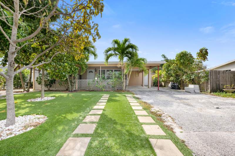 3 bedroom Single Family Residence at 4344 Kent Avenue, Delaware Manor, Lake Worth — photo 4
