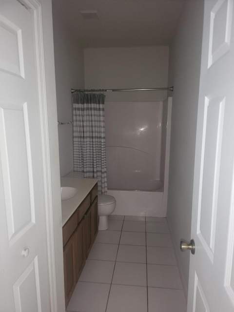 558 SW Halifax Avenue, Port St. Lucie FL - photo 24 of 27