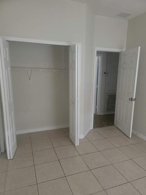 558 SW Halifax Avenue, Port St. Lucie FL - photo 20 of 27