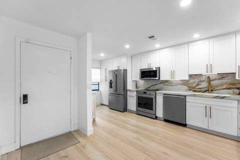 11 Southport Lane #E, Boynton Beach FL - photo 7 of 57