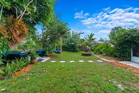 245 SW De Gouvea Terrace, Port St. Lucie FL - photo 22 of 32