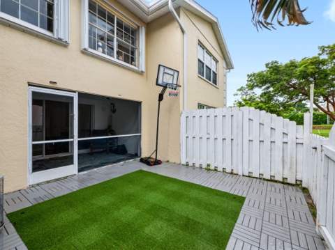 220 Foxtail Drive #G, Greenacres FL - photo 20 of 31