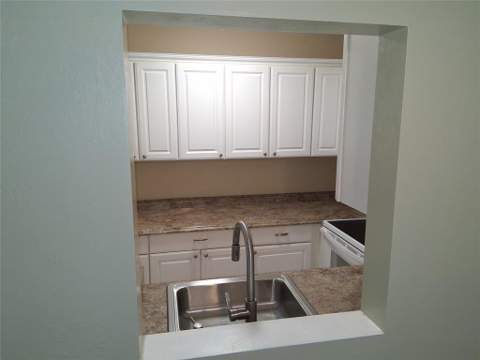 5720 NE 22nd Way #406, Fort Lauderdale FL - photo 8 of 21