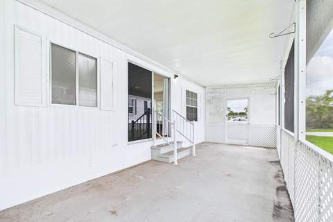 31012 Bahia Bay, Boynton Beach FL - photo 12 of 30