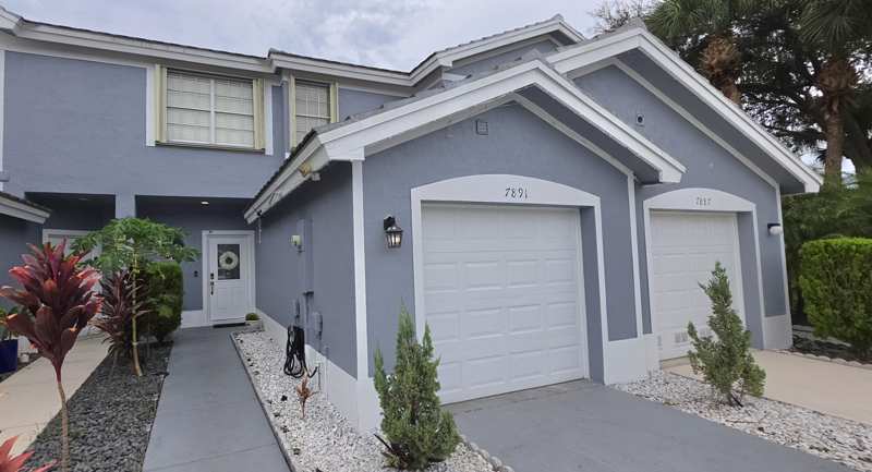 3 bedroom Townhouse at 7891 Sienna Springs Drive, Springs, Lake Worth — photo 1