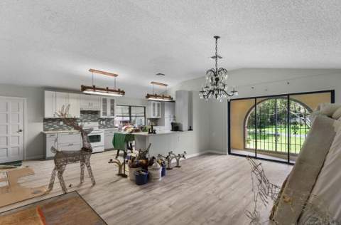 3150 Dame Road, Fort Pierce FL - photo 9 of 31