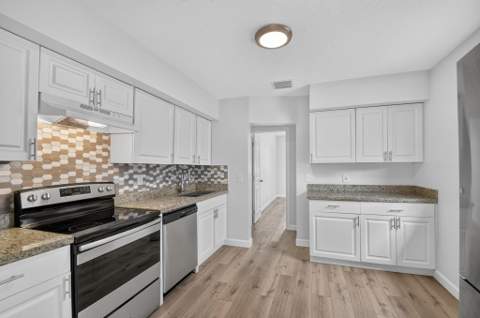504 N E Street, Lake Worth Beach FL - photo 16 of 57