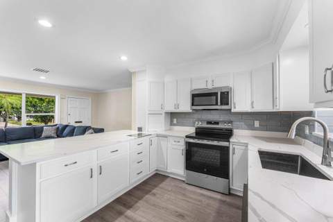 638 Shore Drive, Boynton Beach FL - photo 12 of 45