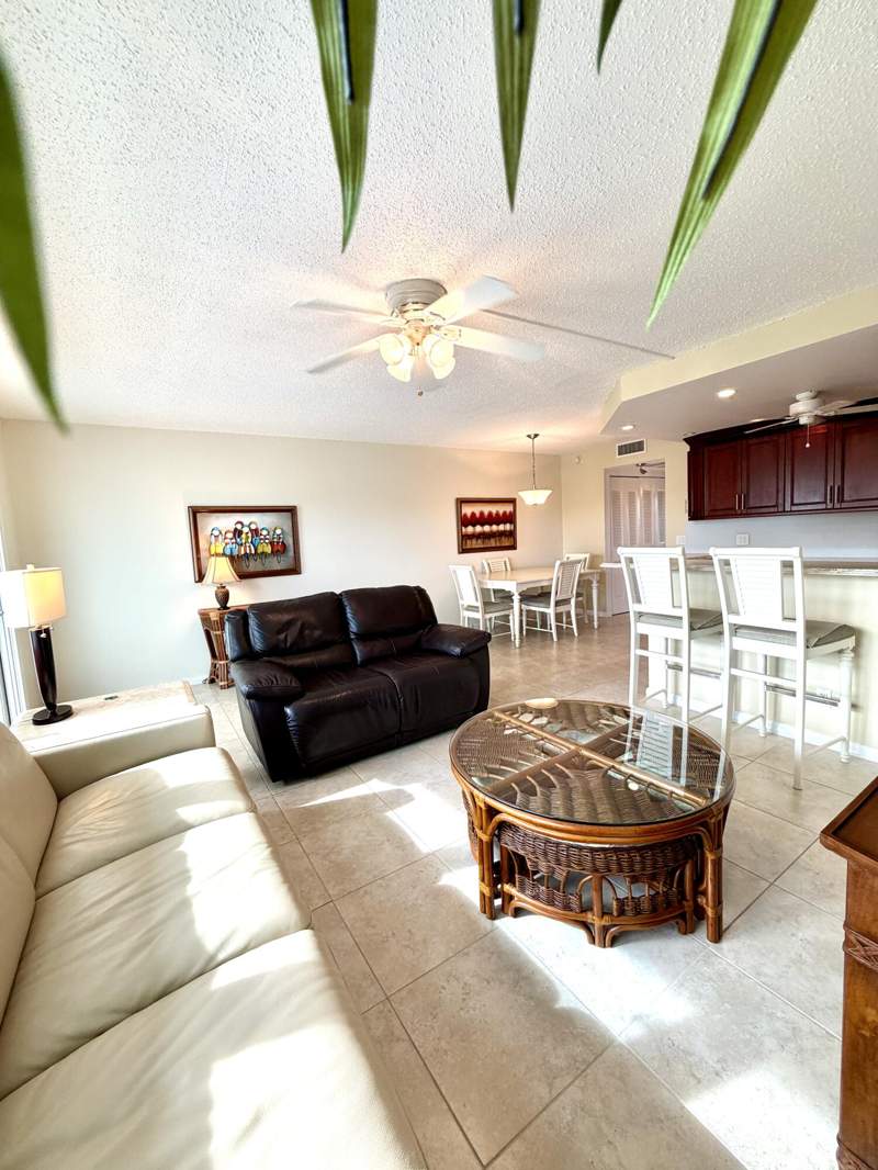 1 bedroom Condominium at 4104 Cambridge #4104, Century Village, Deerfield Beach — photo 4