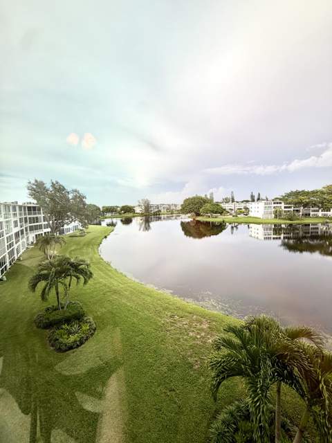 4104 Cambridge #4104, Deerfield Beach FL - photo 20 of 29