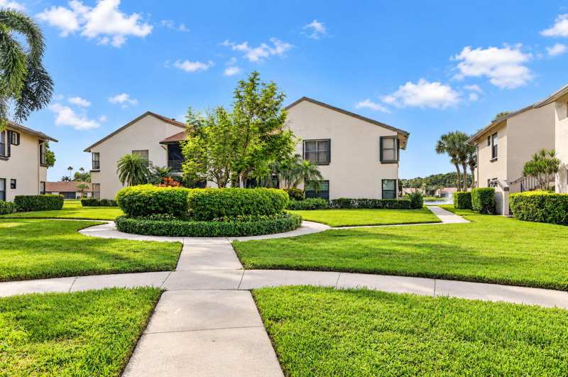 3 bedroom Condominium at 8565 Boca Glades Boulevard #F, Boca Glades Condo A Thru D, Boca Raton — photo 1
