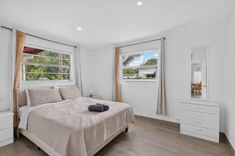 210 NE 5th Avenue, Dania Beach FL - photo 21 of 53